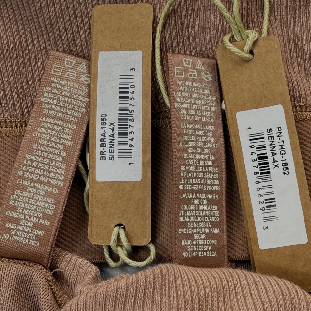 SKIMS Soft Lounge Bralette + Thong Set Team USA Sienna 4X - Picture 11 of 14